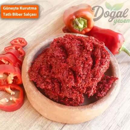 Güneşte Kurutma Tatlı Biber Salçası